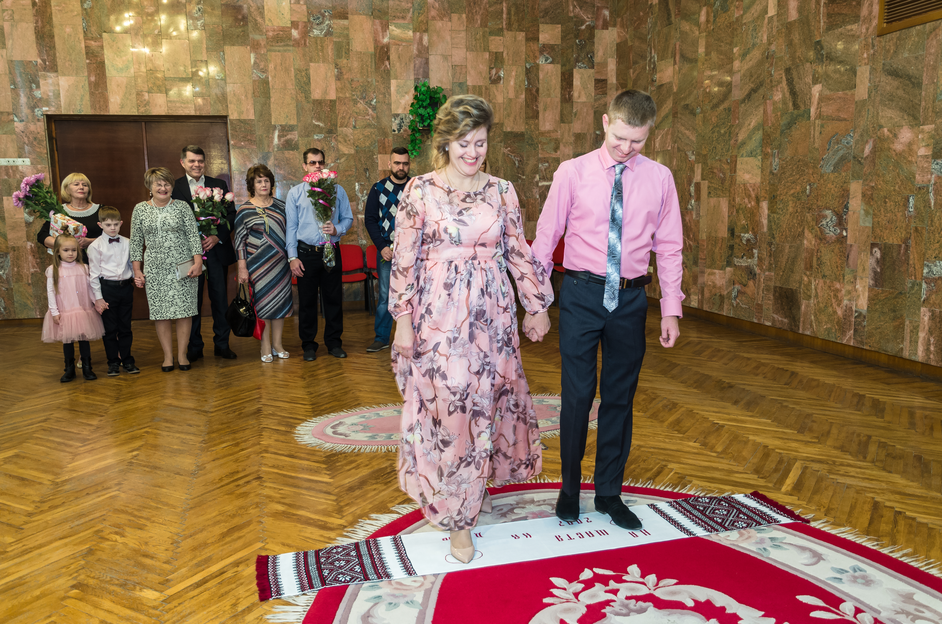 В первый же день зарегистрировали 371. Красивые ЗАГСЫ Крыма. ЗАГС Симферополь Киевская 115